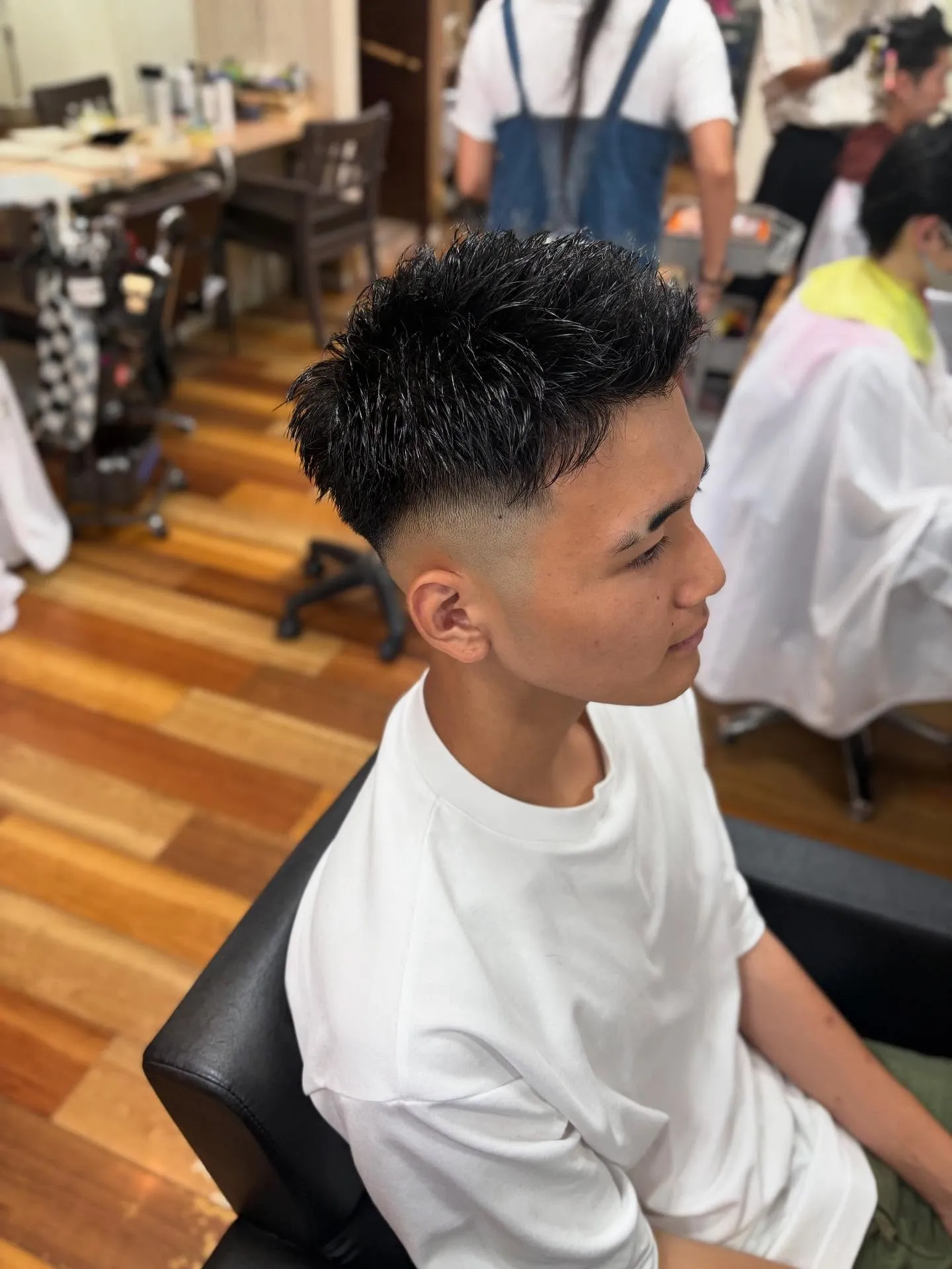 スキンフェード　アップバング