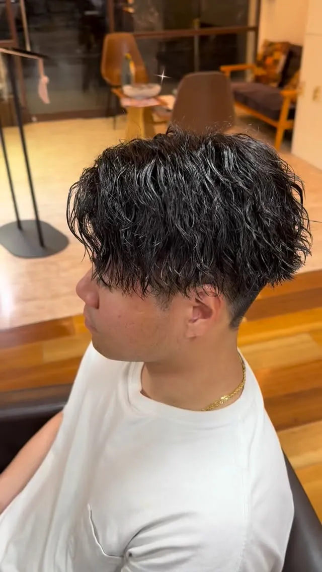 無造作な動きで雰囲気抜群のツイスパ🔥